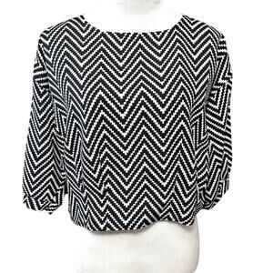 NU New York Women's Black & White Herringbone 3/4 Sleeve Blouse Key Hole Back L